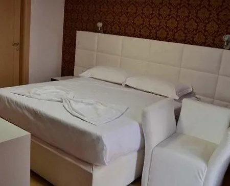 Relax Hotel