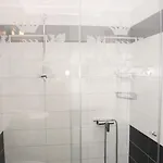 Relax Ξενοδοχείο Τίρανα