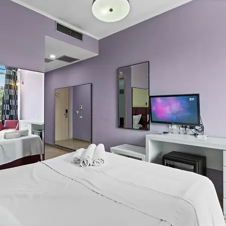 リラックス ホテル ティラナ